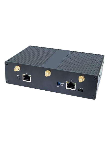 "Rear panel of the Banana Pi OpenWrt One Router displaying the 2.5Gbit WAN and 1Gbit LAN ports."