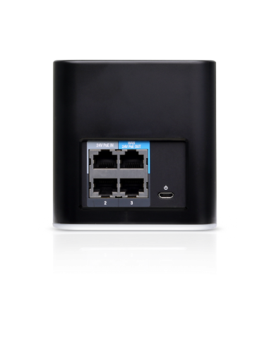  UISP airMAX airCube ISP 2.4-GHz Home Wi-Fi Access Point with PoE